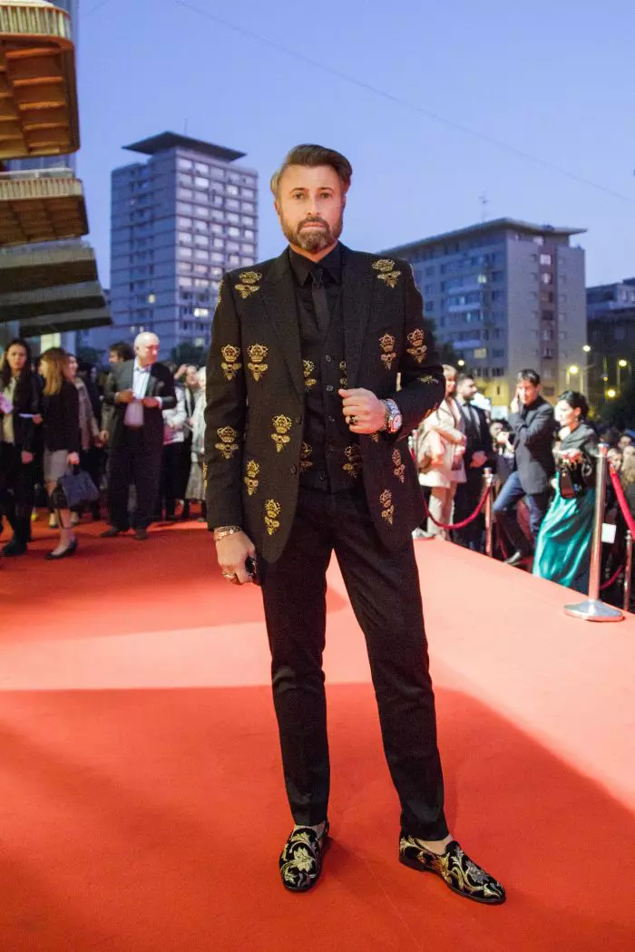 Cătălin Botezatu este grav bolbav şi va fi operat de urgenţă