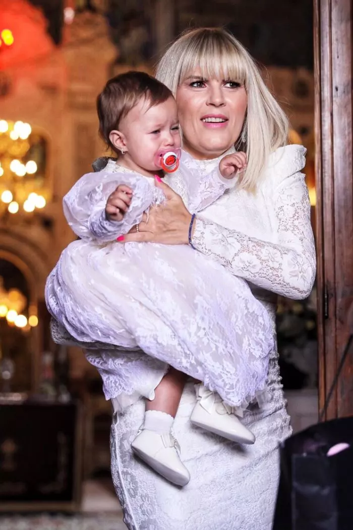 Elena Udrea si-a botezat fiica
