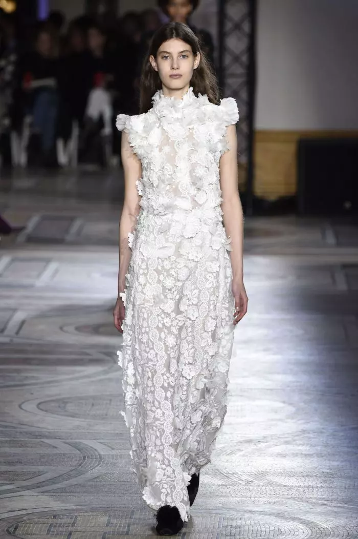 Défilé de mode Giambattista Valli Haute-Couture printemps-été 2018 à Paris