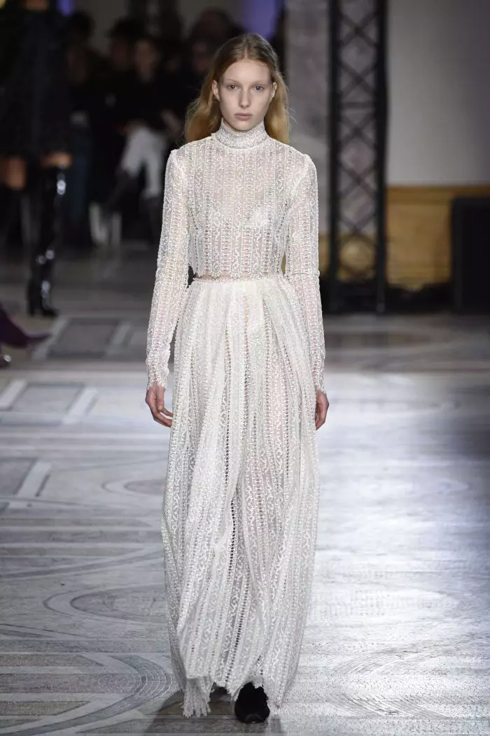 Défilé de mode Giambattista Valli Haute-Couture printemps-été 2018 à Paris