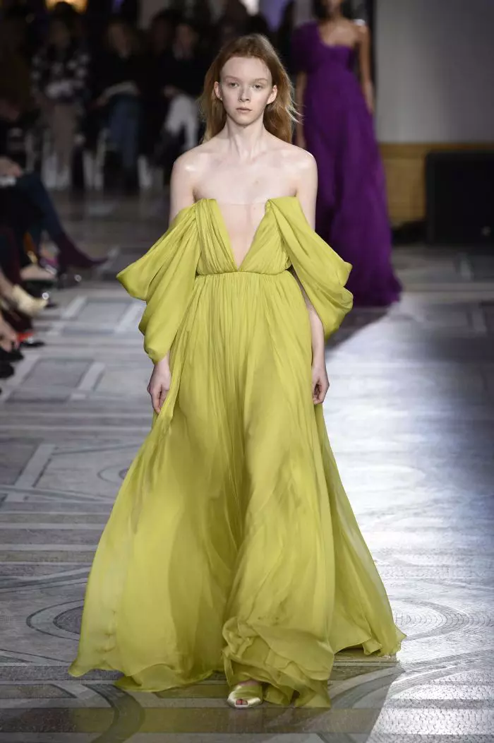 Défilé de mode Giambattista Valli Haute-Couture printemps-été 2018 à Paris