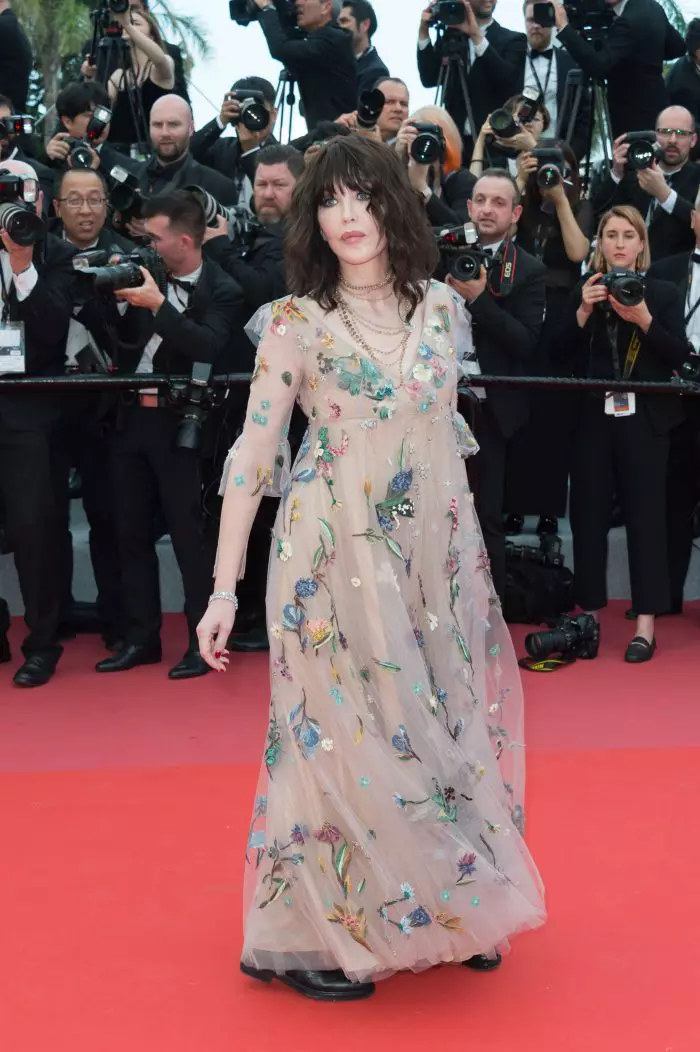 Isabelle Adjani, pe covorul roșu la Cannes 2018.