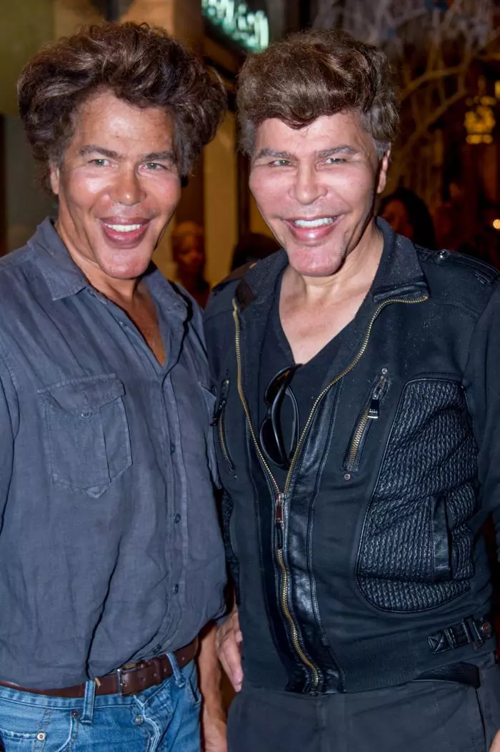 operații estetice nereușite