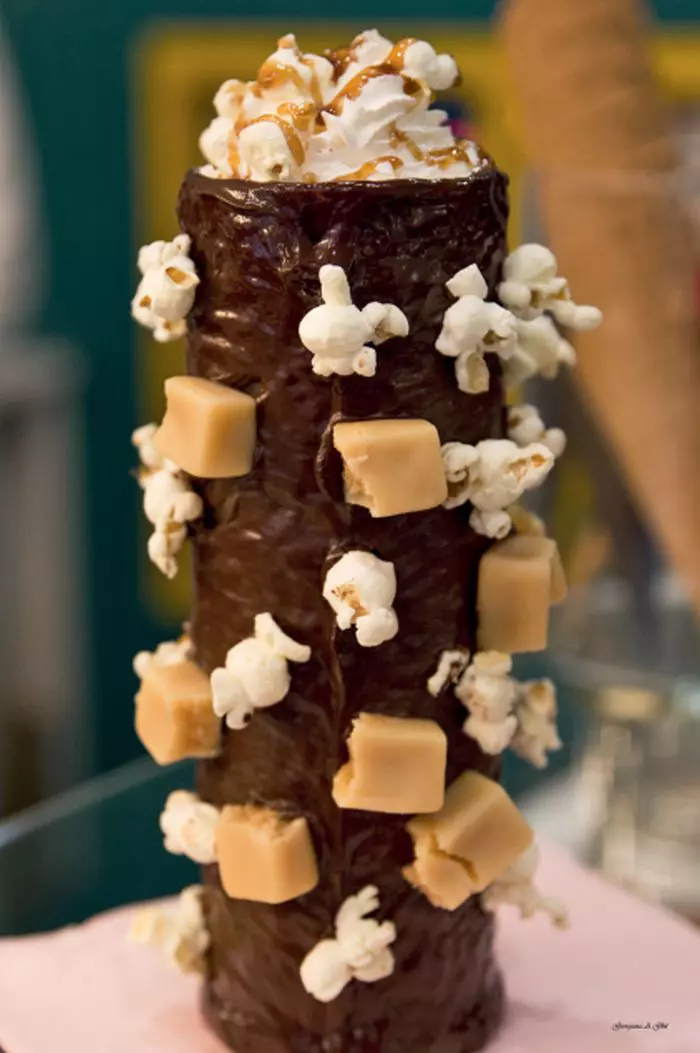 Dulce de leche shake