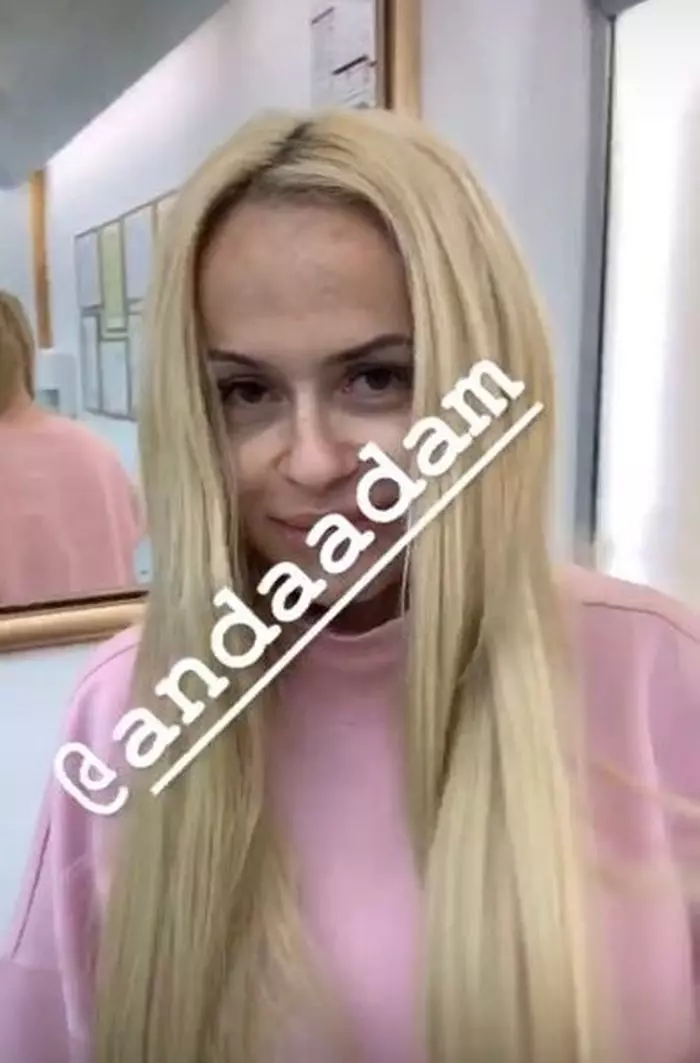 Anda-Adam fara machiaj