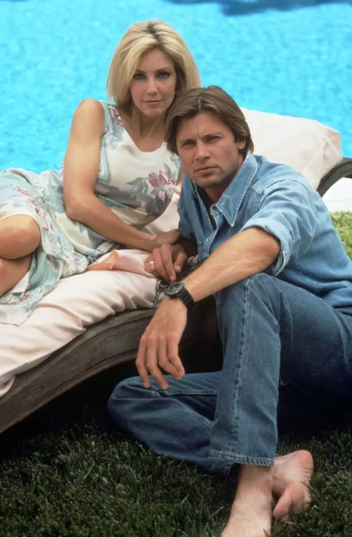 Imagine din serialul "Melrose Place" (1993)
