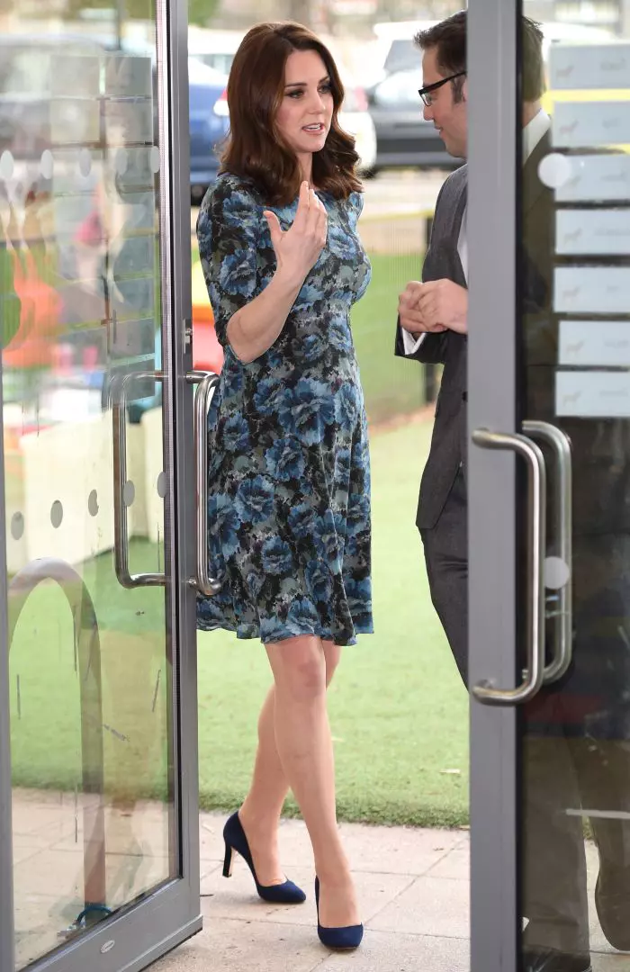 Rochia pe care Kate Middleton a purtat-o în trei ocazii.