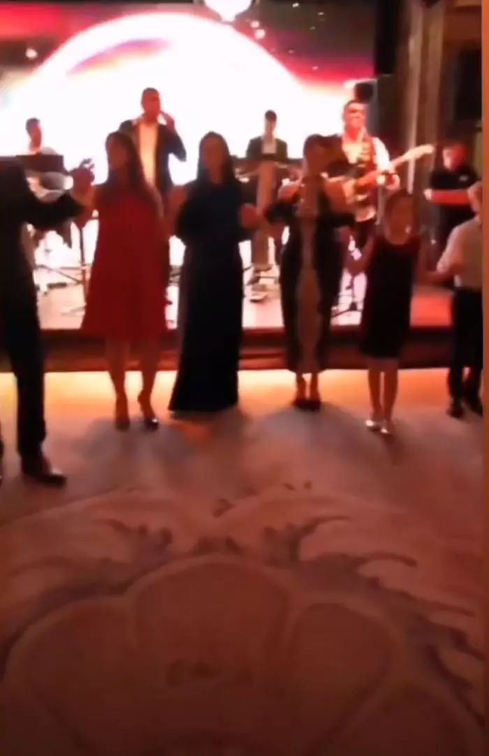 Imagini cununia civila fiica lui Gigi Becali 3