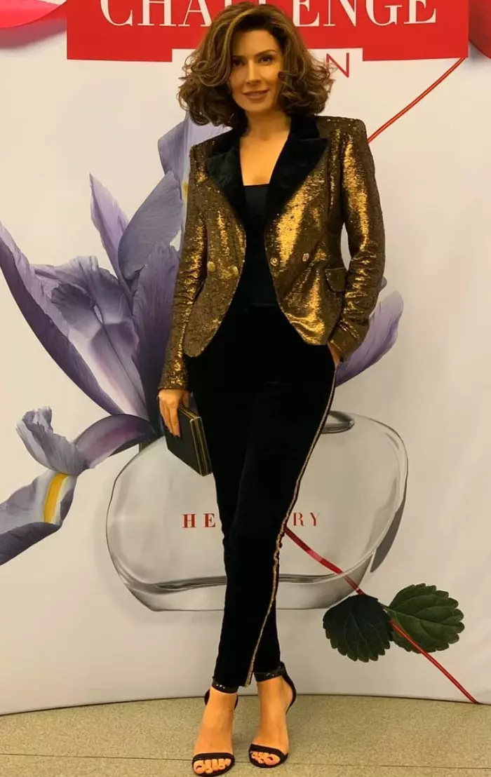 Carmen Bruma schimbare look 2