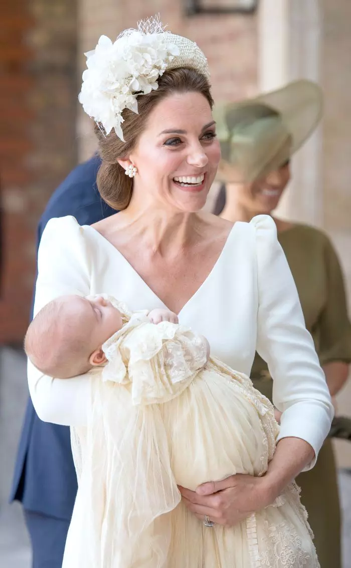 Kate Middleton, în ziua botezului Prințului Louis.