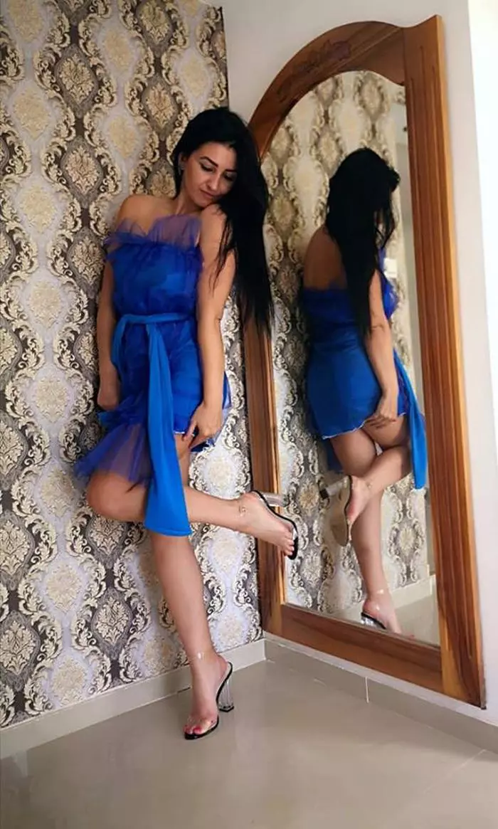 Mirela de la ”Insula iubirii” are afacere cu haine