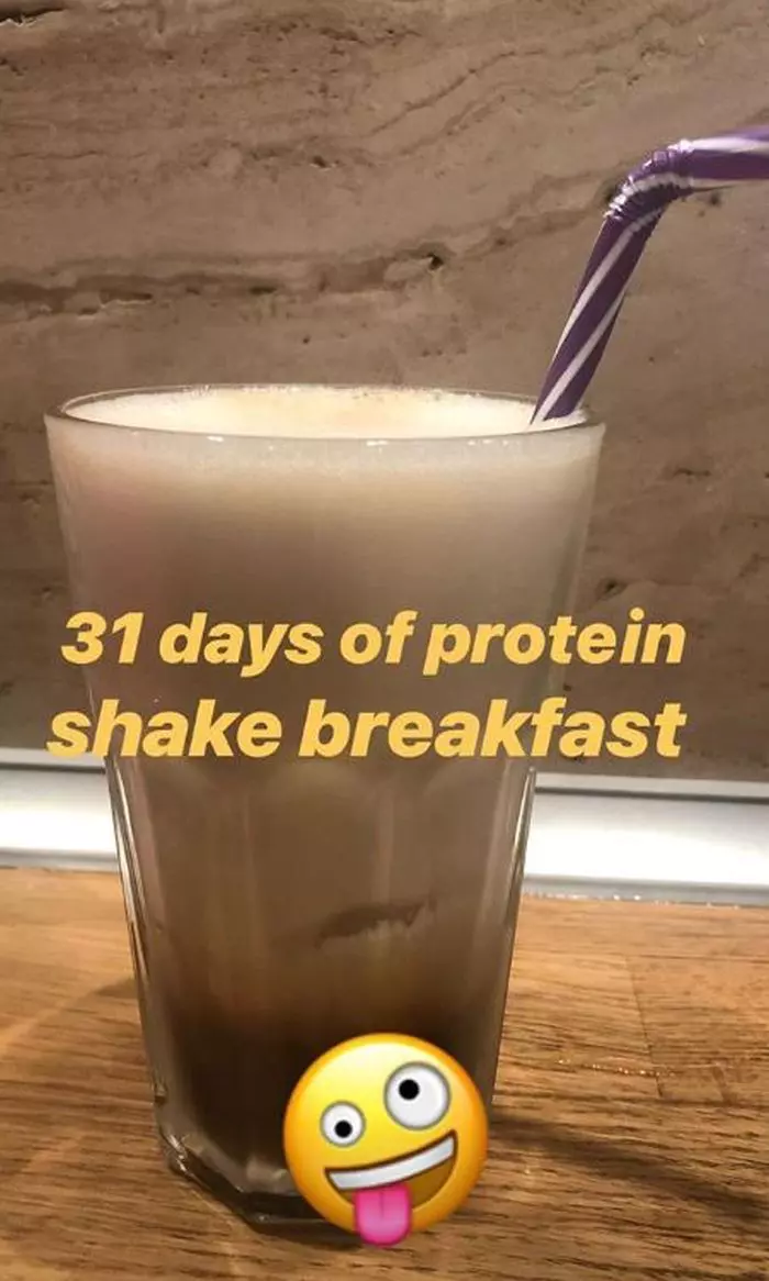 Micul dejun al Amaliei Năstase