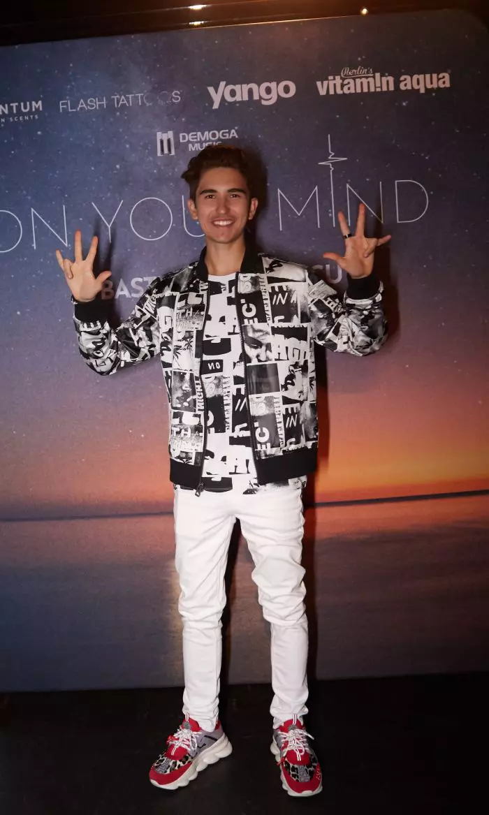 Sebastian Dobrincu a lansat recent prima sa piesă