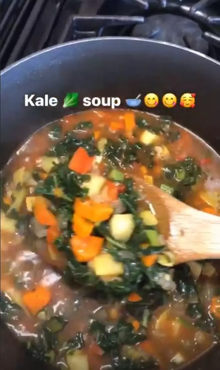 Monica Gabor gătește mâncare românească