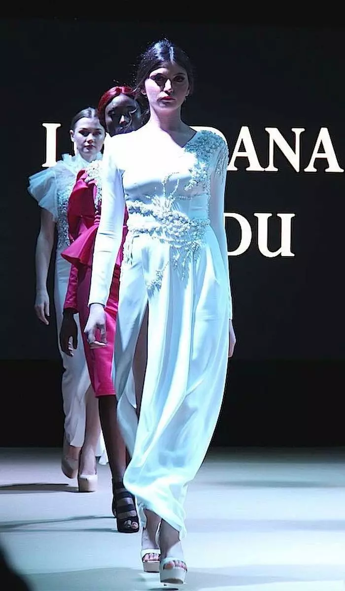 Rochii pentru vara Mahnoor