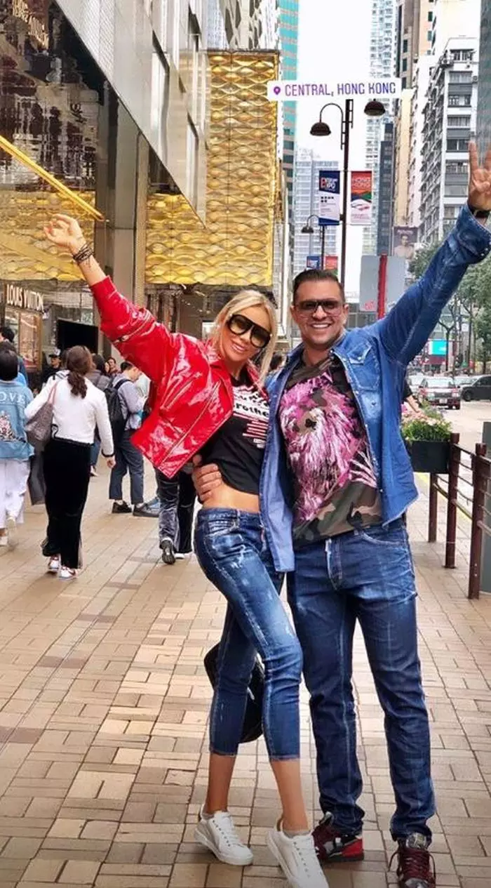 Bianca Drăgușanu și Alex Bodi în Hong Kong