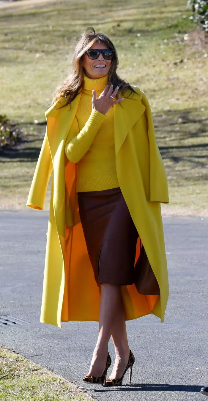 Melania Trump a eclipsat într-o ţinută galbenă