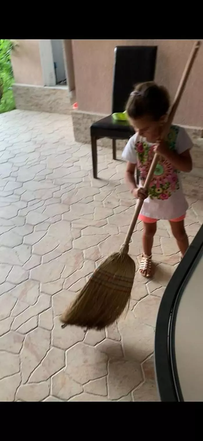 Gloria, fiica Alinei Vidican și a lui Cristi Borcea