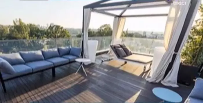 Imagini din casa Deliei Matache