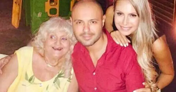 Camelia, Mihai și Noemi Mitoșeru