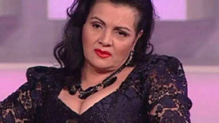 cornelia_catanga_64094600-700x393