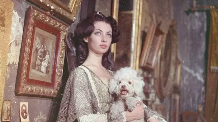 Julieta Szonyi9
