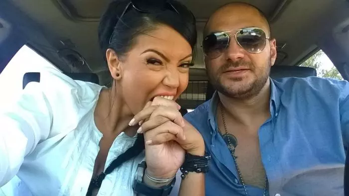 Andreea Mantea şi Cristi Mitrea s-au cunoscut în show-ul BURLĂCIŢA