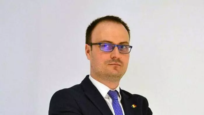 Alexandru Cumpanasu 3