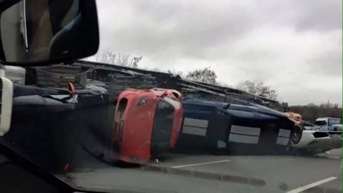 accident supercaruri franta paris (1)