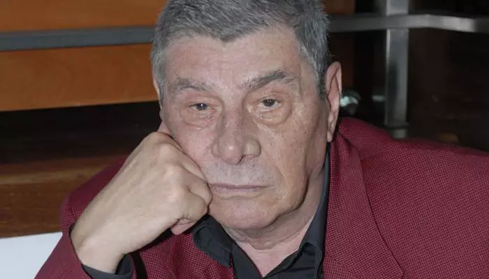 mitica_popescu1_67990600