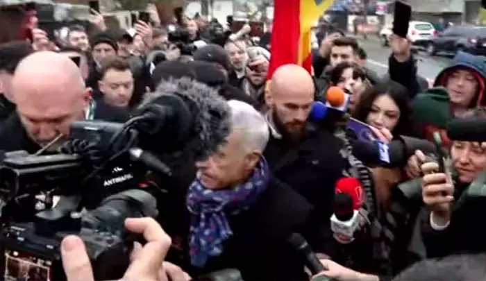 florin roata cu calin georgescu