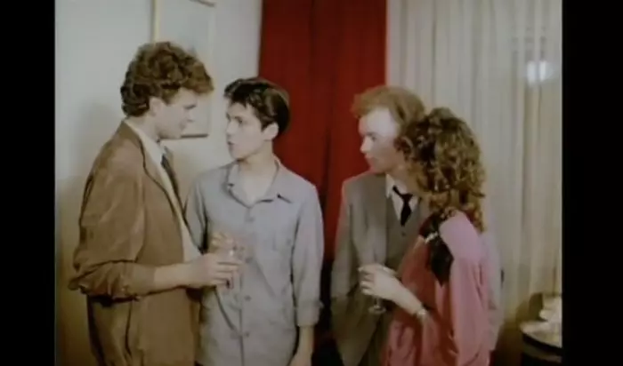 Secvență din filmul "Liceenii" - Tudor Petruț, Ștefan Bănică Jr., Mihai Constantin și Oana Sârbu