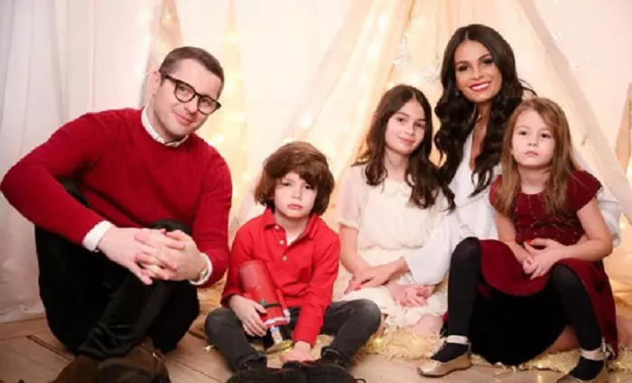 Crăciunul în familia Adi Sină și Anca Serea