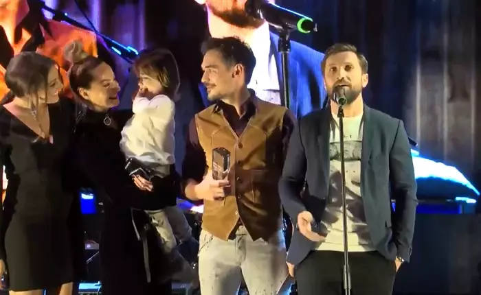 Amalia, Flavia Mihășan, Răzvan Simion, Dani Oțil