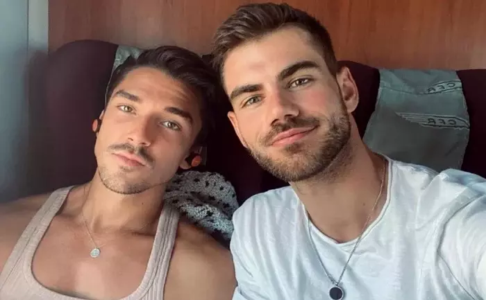 rengle si iubitul sau