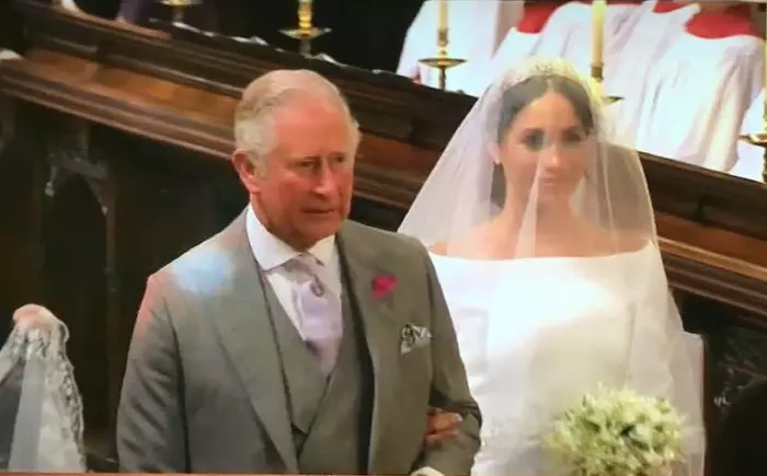 Printul Charles si Meghan Markle spre altar - nunta regala