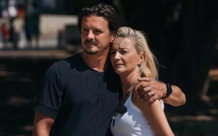 Elwira si Mihai Asia Express