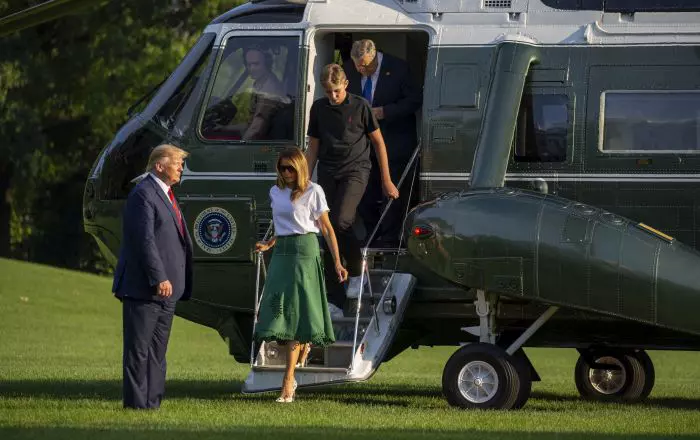 Lecție de stil de la Melania Trump