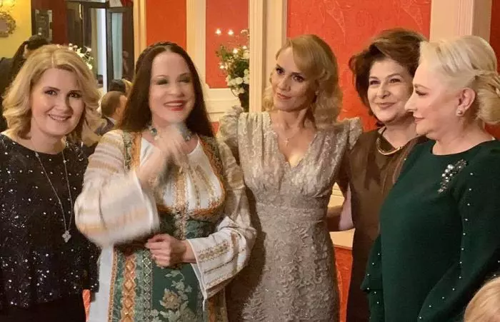 Imagini de la botezul fiicei Alessandrei Stoicescu