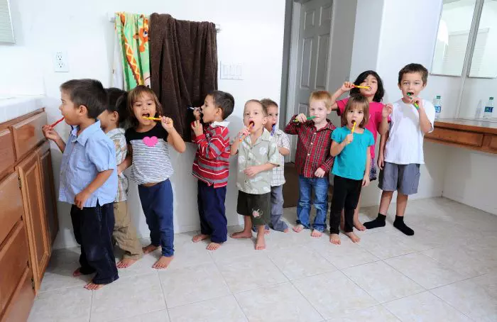 Nadya Suleman a nascut 8 copii deodata