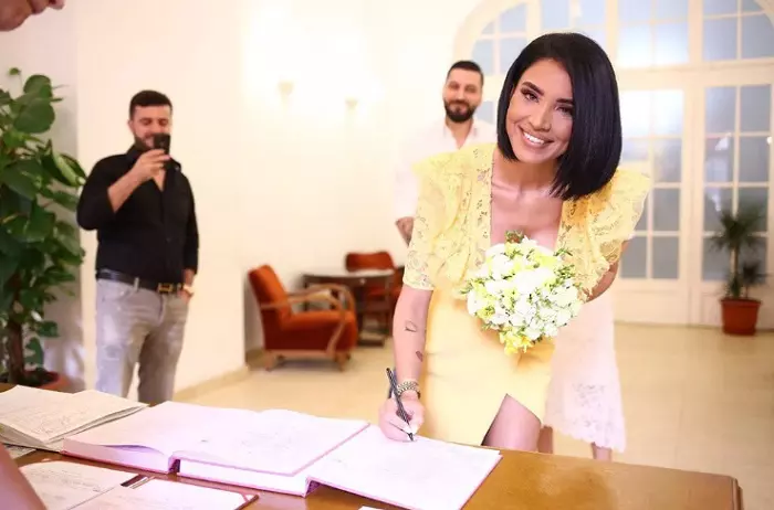 Adelina Pestriţu şi Virgil Şteblea au avut cununia civilă pe 3 iulie