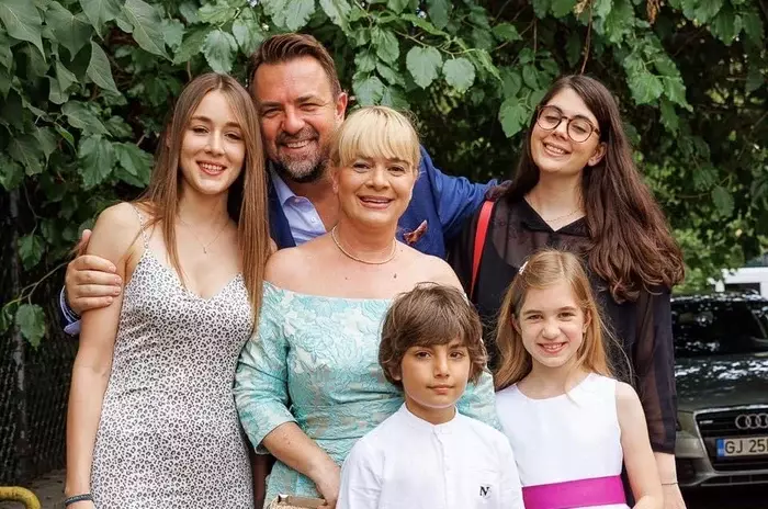 brenciu si familia sa