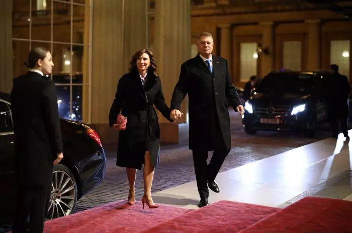 Klaus și Carmen Iohannis, invitați la Palatul Buckingham, cu ocazia aniversării a 70 de ani de NATO