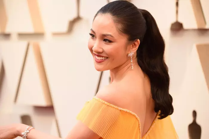 Constance Wu - bijuterii oscar 2019