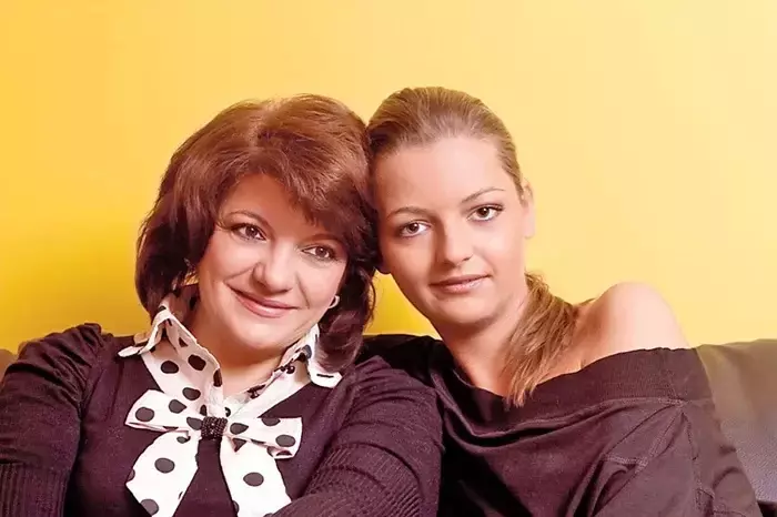 carmen-movileanu-si-fiica-ei-maria