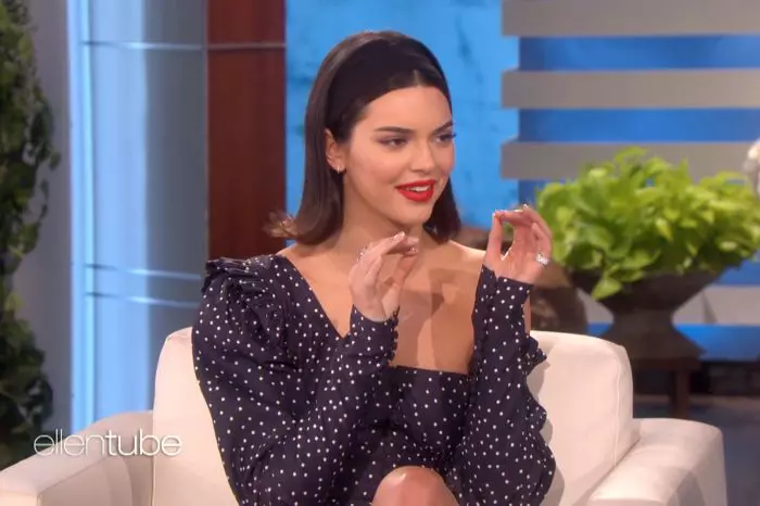 Kendall Jenner s-a tatuat la beție