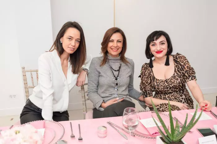 Andreea Raicu, Dana Sota și Ana Morodan