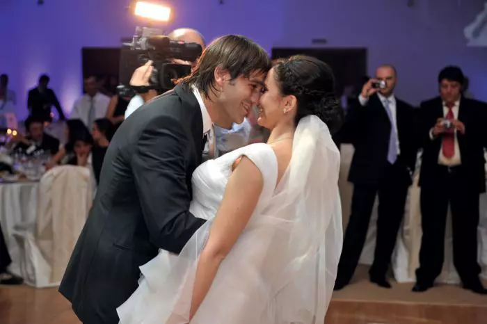 Adelina și Cristi Chivu în ziua nunții, iulie 2008