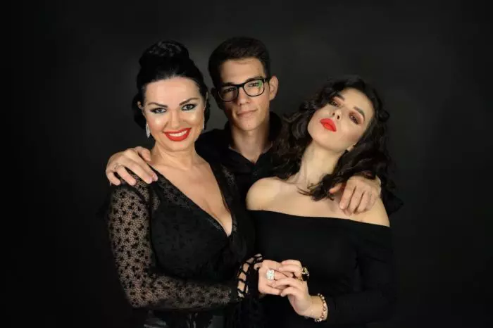 Ozana Barabancea si copiii