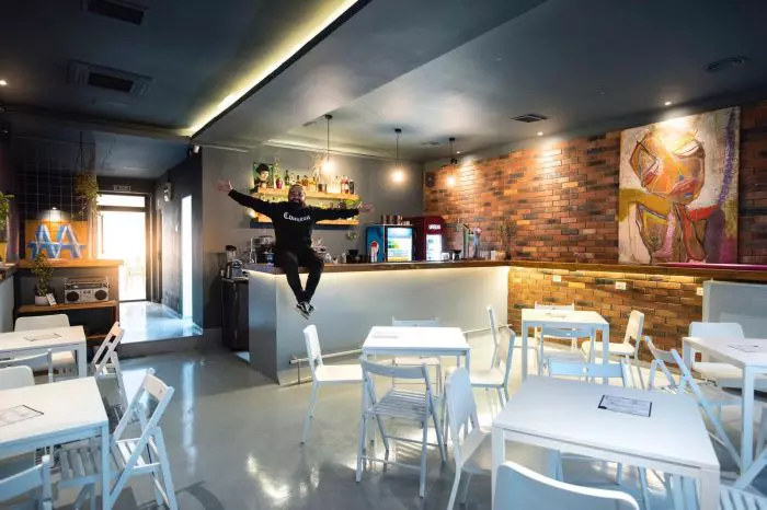 Oase a deschis un bar (6)